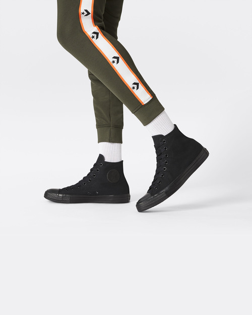 allstar classic color TripleBlack worn photo