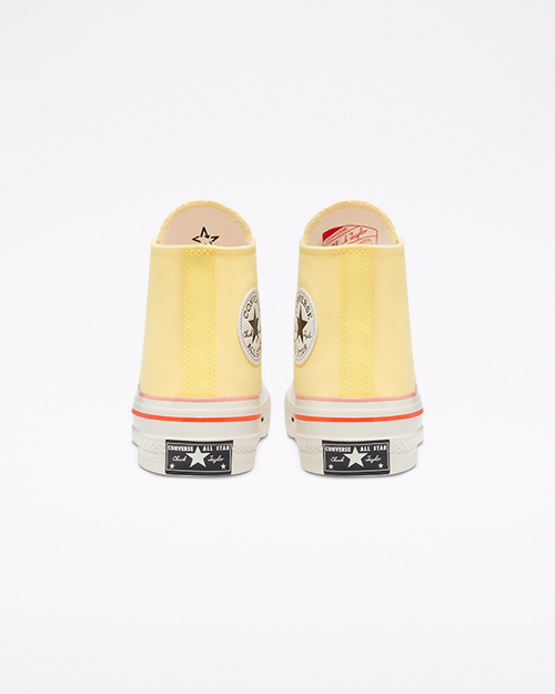 color block yellow color back image