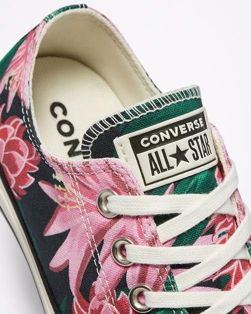 jungle sin black color zoom in logo