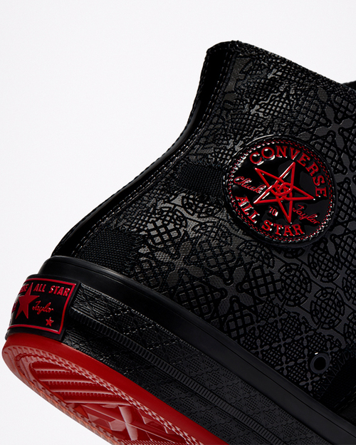 oriental black color zoom in the logo