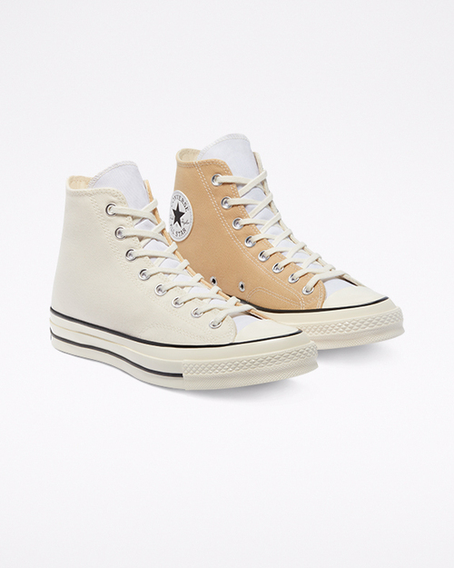 tri panel diffrent color