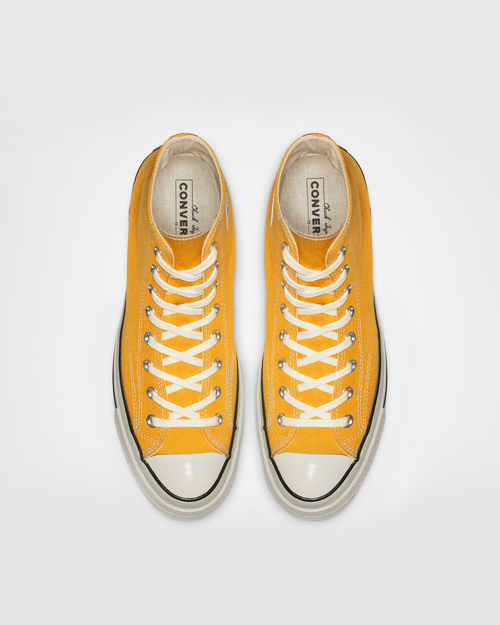 vintage white color diagonal